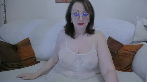 Erica online show from 04-10-26, 11:59