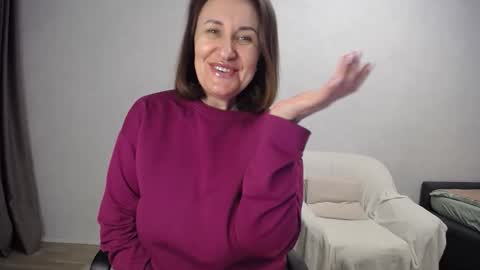 Tatiana 43 curvy sexy body and Joanna redhead 39 years online show from 02-14-26, 04:26