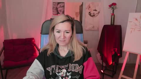 Donna online show from 03-19-26, 06:56