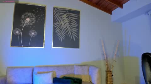 Snapshot of donnastonne chatting on 09-21-25, 03:19 Donna Stonne online show from 09-21-25, 03:19