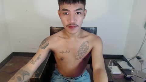 Snapshot of donnie_on_cum chatting on 01-07-26, 09:56 donnie online show from 01-07-26, 09:56