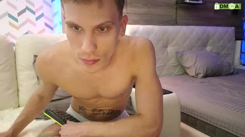 Nikon online show from 09-11-25, 08:31