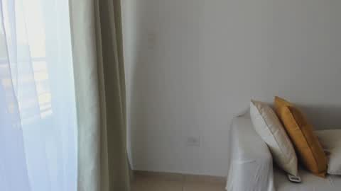 Donatella online show from 12-10-24, 12:05