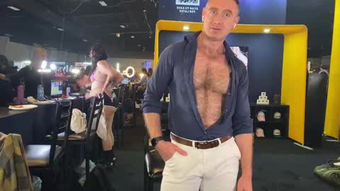 Donny online show from 10-17-25, 11:18