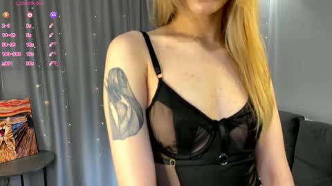 Snapshot of dontouchmyass chatting on 02-25-26, 08:29 Ely online show from 02-25-26, 08:29