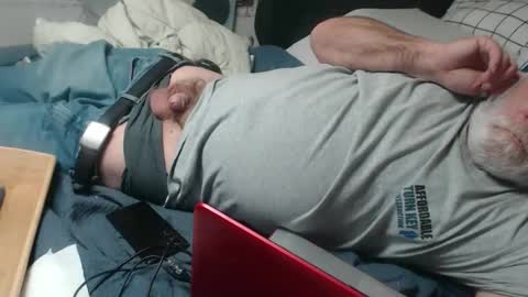 Snapshot of doouugcumming chatting on 01-15-26, 03:49 cummingdoouug online show from 01-15-26, 03:49