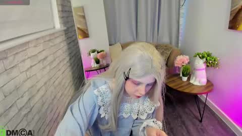 dora online show from 03-01-26, 01:29