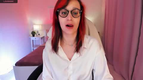 Snapshot of dora_marcelli chatting on 09-19-25, 06:59 Your Dora Follow me 3 online show from 09-19-25, 06:59