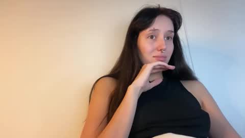 Snapshot of doragranat chatting on 12-05-25, 03:20 doragranat online show from 12-05-25, 03:20