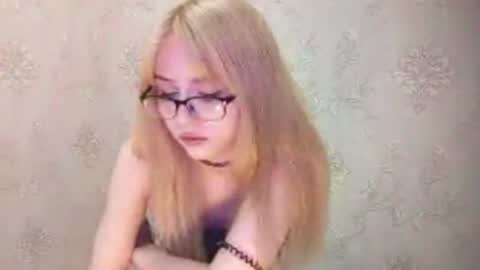 Snapshot of doretharuschak chatting on 06-29-26, 11:32 Aimi online show from 06-29-26, 11:32