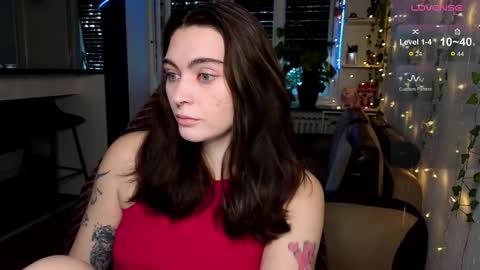 Snapshot of dorfmatratze_ chatting on 09-19-25, 04:47 Alice online show from 09-19-25, 04:47