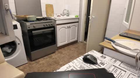 menu  below online show from 09-10-25, 05:57