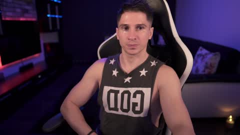 Dorian Reyes online show from 01-26-25, 03:27