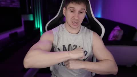 Dorian Reyes online show from 02-28-25, 10:06