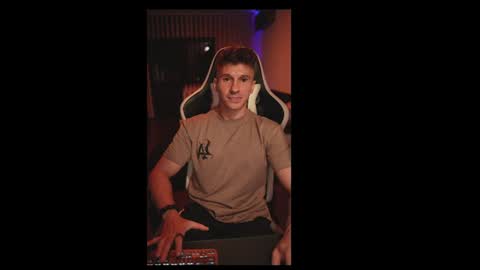 Dorian Reyes online show from 07-26-26, 12:52