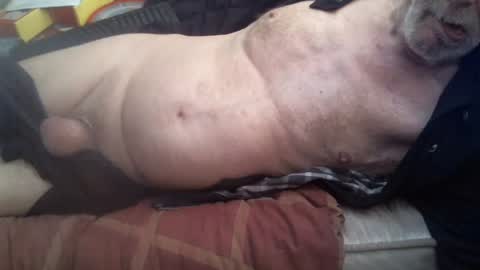 Hello  welcome to Slutsville  I am the Naked Chef  really  but you may call me Peter online show from 07-30-26, 11:20