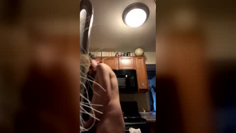 Dory Brek online show from 01-18-26, 06:44