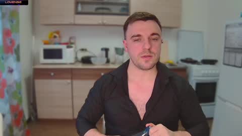 Sasha online show from 12-19-24, 08:23