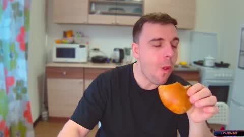 Sasha online show from 12-24-24, 10:22