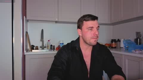 Sasha online show from 10-31-25, 09:54