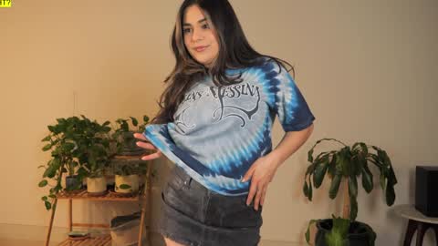 Snapshot of doubedeesarai chatting on 02-06-25, 02:00 Sara online show from 02-06-25, 02:00