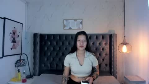 Snapshot of double_temptatiion_ chatting on 05-02-26, 07:08 Vall Lufan online show from 05-02-26, 07:08
