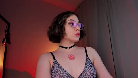 Snapshot of doublee_trouble chatting on 03-01-25, 03:21 Eva ana Liza online show from 03-01-25, 03:21