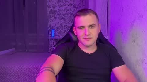 douglas_666 online show from 09-10-25, 07:14