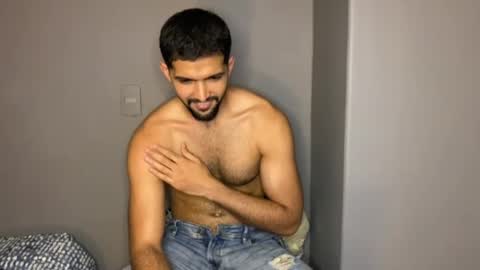 Snapshot of douglasskingjr chatting on 02-20-25, 01:36 douglasskingjr online show from 02-20-25, 01:36