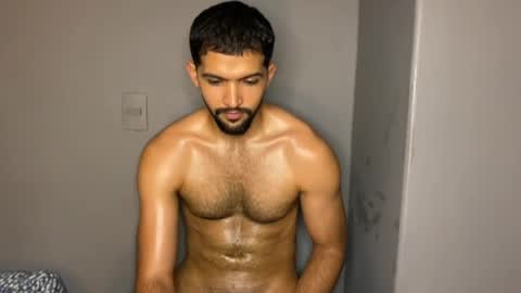 Snapshot of douglasskingjr chatting on 02-21-25, 05:13 douglasskingjr online show from 02-21-25, 05:13