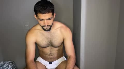 Snapshot of douglasskingjr chatting on 02-24-25, 06:47 douglasskingjr online show from 02-24-25, 06:47