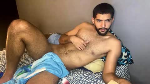 Snapshot of douglasskingjr chatting on 03-05-25, 06:12 douglasskingjr online show from 03-05-25, 06:12