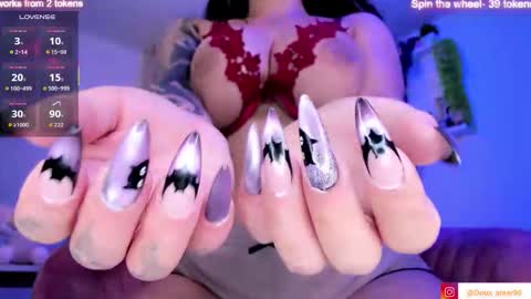 VickyHelp me to reach 300 thumbs up online show from 10-03-25, 11:51