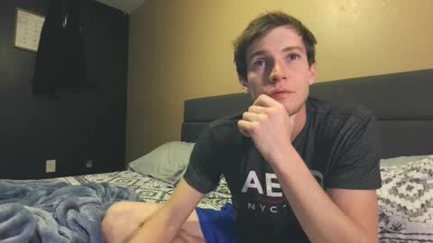 Snapshot of downforthemoney chatting on 12-13-24, 02:43 downforthemoney online show from 12-13-24, 02:43