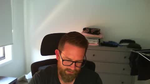 Snapshot of downunderwonder13 chatting on 12-17-25, 06:30 downunderwonder13 online show from 12-17-25, 06:30