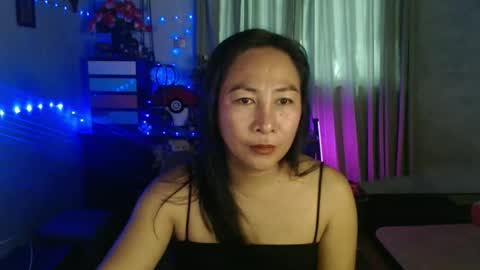 Snapshot of doyouwantme143 chatting on 04-28-26, 06:40 doyouwantme143 online show from 04-28-26, 06:40