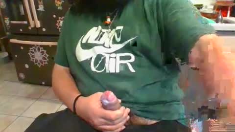 Snapshot of dpenguino chatting on 11-26-25, 05:03 Dpenguino online show from 11-26-25, 05:03