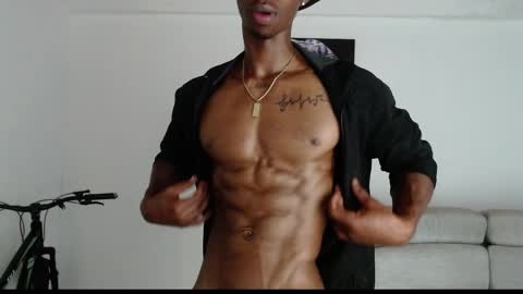 Drake 23 online show from 05-14-26, 09:32