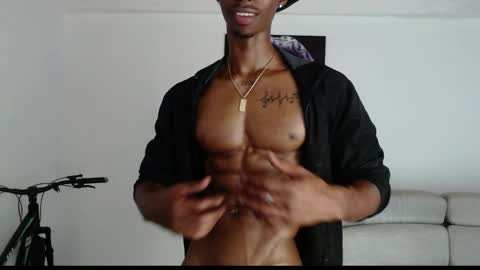 Snapshot of drake_brown_23 chatting on 06-05-26, 09:48 Drake 23 online show from 06-05-26, 09:48