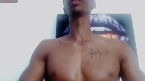 Snapshot of drake_brown_23 chatting on 07-17-26, 01:51 Drake 23 online show from 07-17-26, 01:51