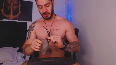 Snapshot of drake_cole11 chatting on 12-08-24, 02:41 drake_cole11 online show from 12-08-24, 02:41