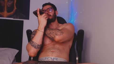 Snapshot of drake_cole11 chatting on 12-18-24, 03:33 drake_cole11 online show from 12-18-24, 03:33