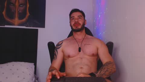 drake_cole11 online show from 01-01-25, 11:40