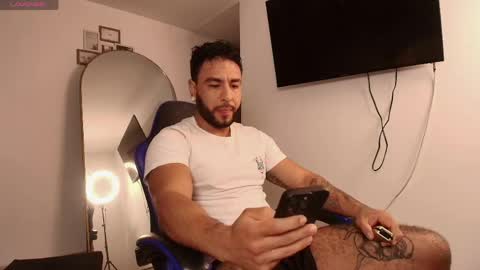 Snapshot of drake_jackson11 chatting on 04-30-26, 10:21 drake jackson11 online show from 04-30-26, 10:21