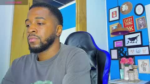 ---Drake--- online show from 10-08-25, 09:34