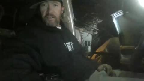 Snapshot of drakesdickforyou chatting on 02-09-26, 10:08 DrakeSteel online show from 02-09-26, 10:08