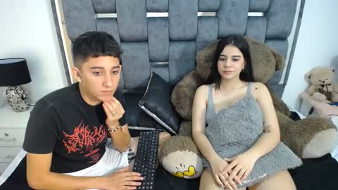 -- nicolle and jhon -- online show from 02-27-25, 01:59