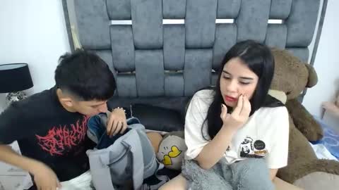 -- nicolle and jhon -- online show from 03-12-25, 05:57