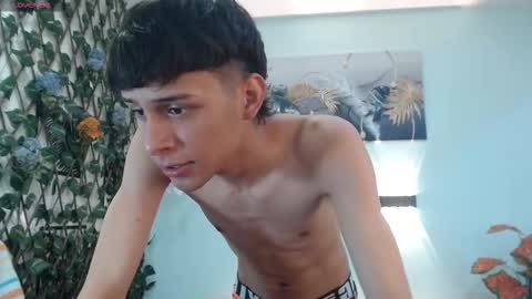 Snapshot of draxblade chatting on 12-14-25, 08:24 DraxBlade online show from 12-14-25, 08:24