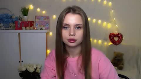 Snapshot of dream_mari chatting on 09-25-25, 06:17 Mari online show from 09-25-25, 06:17